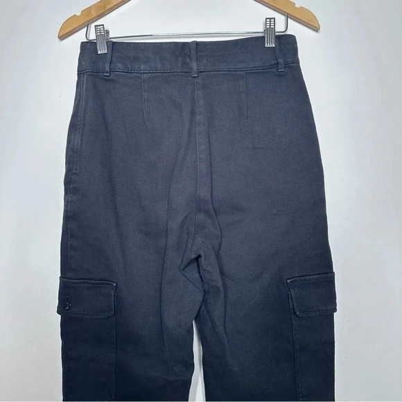 Aritzia Wilfred Free Black Ultra High Rise Modern Cargo Jeans Size 6 - Picture 9 of 13